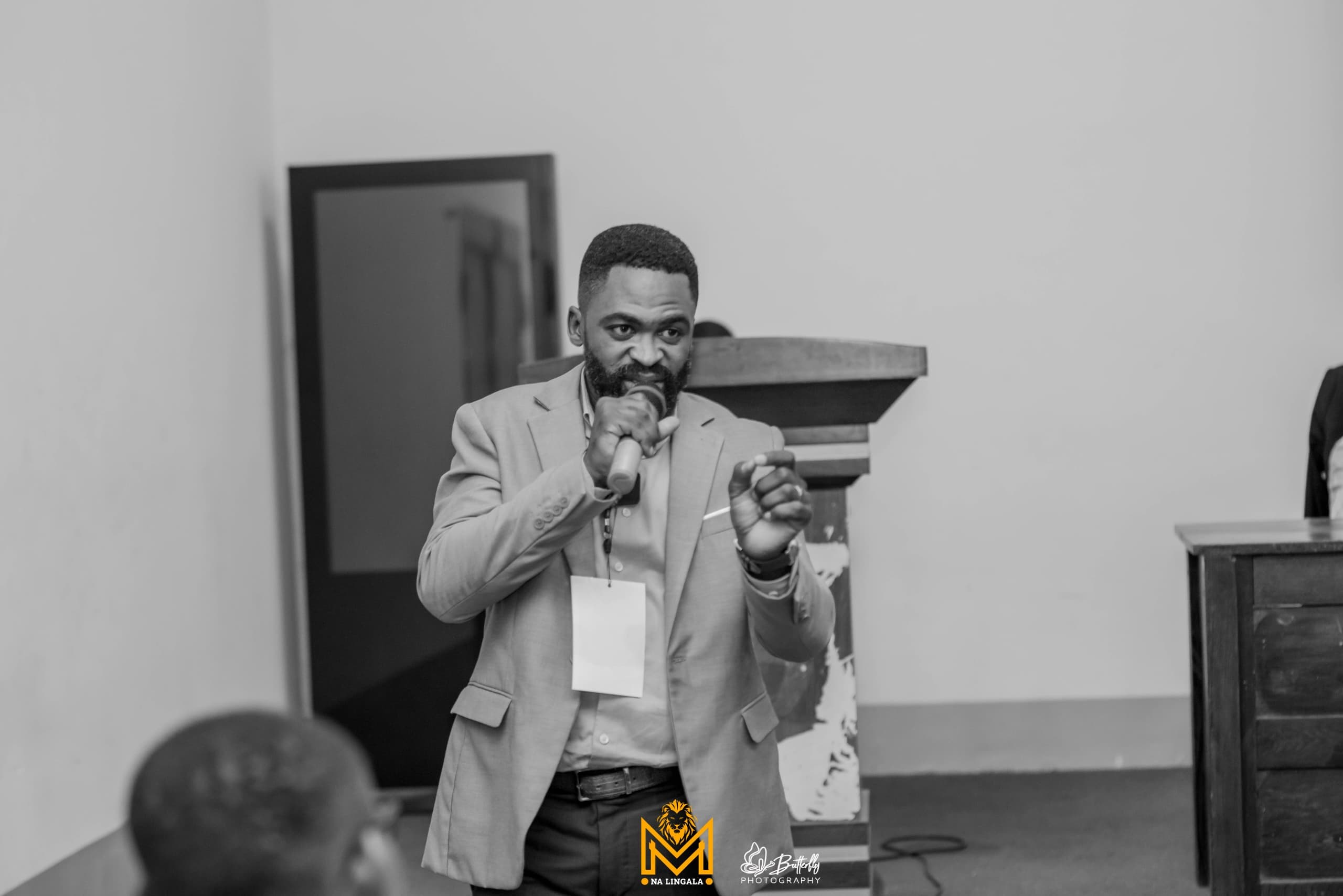 Portrait Coach Big Mike